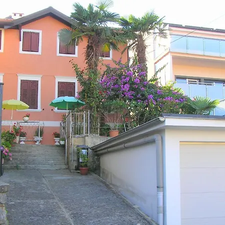 Apartment Bougainvilla